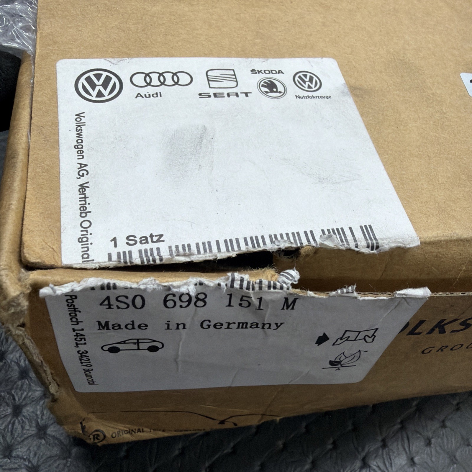 Lamborghini Huracan, Brake Pad Set, P/N 4S0698151M Oem