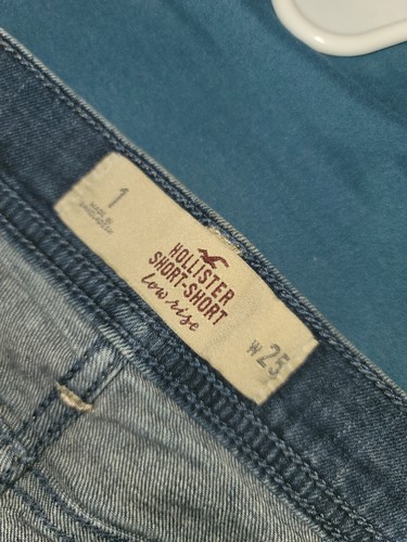 Womens Hollister Low-Rise Denim Distressed Short Shorts Size 1 Waist 25 - Picture 3 of 6