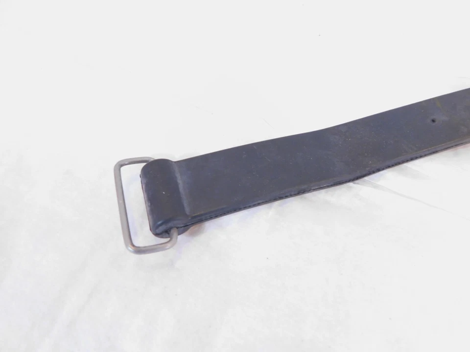 Correa de retención de batería Harley Davidson Dyna Wide Glide & Street Bob y VRSC V-Rod Foto 4 de 4