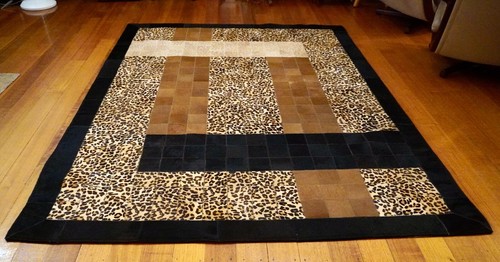 Jungle Style - A Civilized Touch of the Wild A Stunning Designer Cowhide Ru - Bild 1 von 10