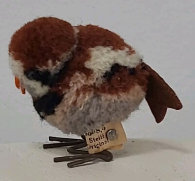  Steiff German Mini Wool Pom Pom Robin Chick Bird FF Button 6508.5