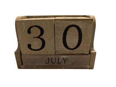 Juvale Wooden Date Blocks Desk Decor Rustic Style 5x4in Opened and Damaged Box