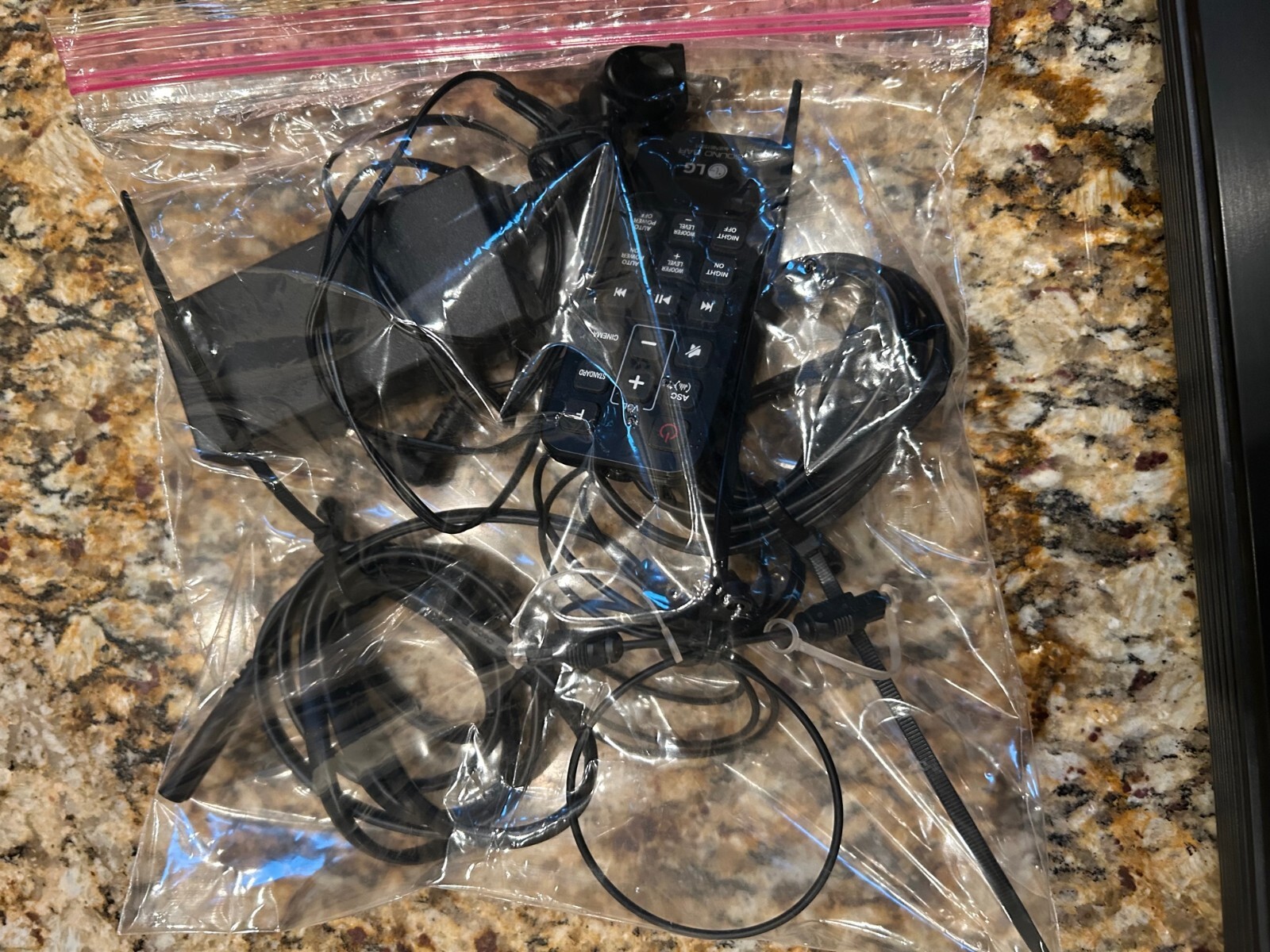 LG Soundbar & Sub Model SH4 Speaker & SPH5BW Wireless subwoofer eBay