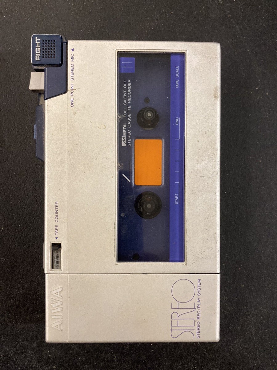 AIWA HS-F1 ステレオカセットレコーダー AIWA Portable Cassette
