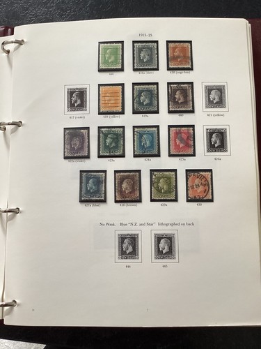 NEW ZEALAND STANLEY GIBBONS ONE COUNTRY ALBUM WITH STAMPS (1855 - 1987)