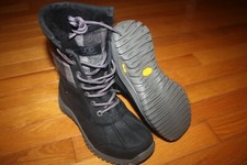 New In Box UGG Women Adirondack Boot II Plaid Black SHIP FREE US FAST