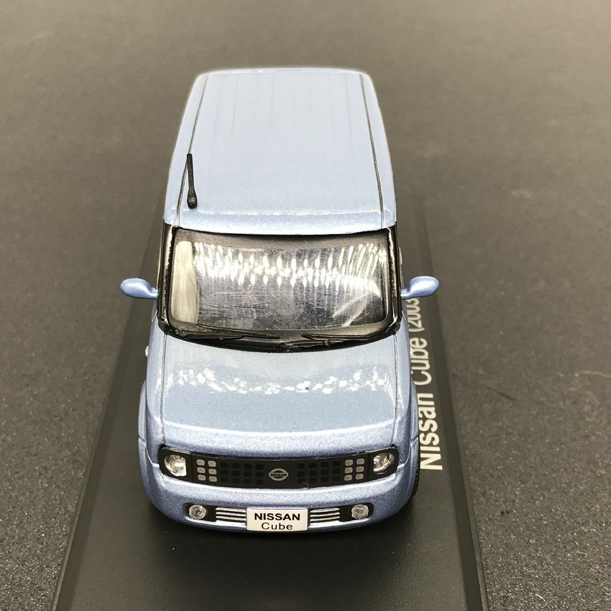 Mini Car Nissan Cube 2003 Blue 1/43 Scale Box Display Diecast Vol
