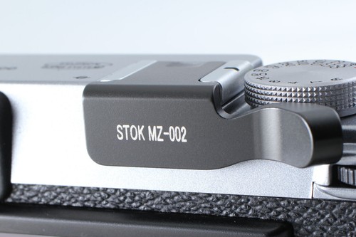 [MINT in Box] Fujifilm FinePix X Series X100 12.3MP Silver Digital Camera JAPAN - Picture 13 of 15