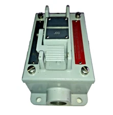 Allen Bradley Jog Switch and Enclosure 800H-1HZX7 SER. X / 800H-NP14 SER. X