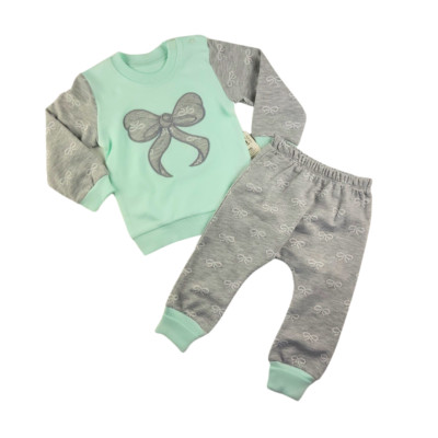 The Bow Trainingsanzug in gelb und neuwertig Babykleidung