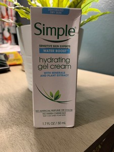 moisturizer simple gel