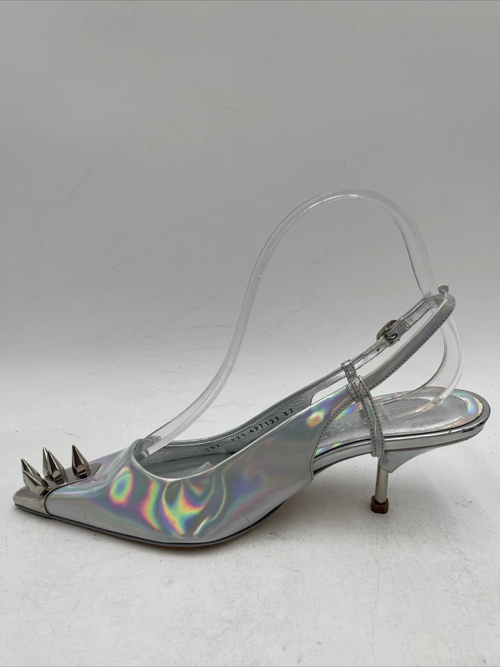 Zapatos de salón Alexander McQueen Punkstud de cuero metálico plateados metálicos 37 Foto 4 de 4