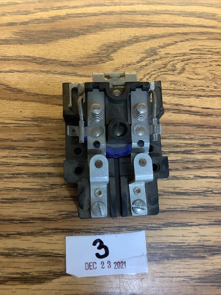 CONTROLES DELTROL 900QDPST-NC S155D RELÉ DE ALIMENTACIÓN 120V 50/60 Hz Foto 2 de 4