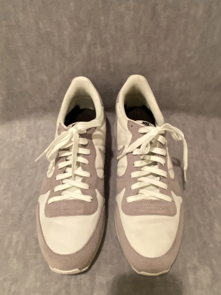 Tênis Nike Internationalist masculino tamanho 15 cinza branco tênis com novos cadarços - Imagem 2 de 4
