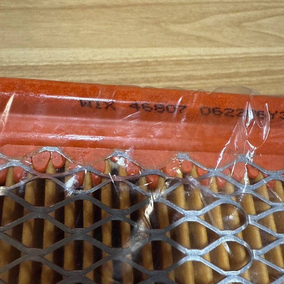 Filtro de aire WIX 46807 para 04-10 Ford E-350 Club Wagon E-350 SD Foto 4 de 4