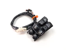 2019-2025 Harley-Davidson Touring Right Switch Pack Handlebar Control 71500127C