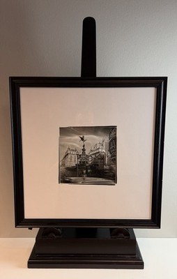 Restoration Hardware Wyndham Tabletop Art Easel