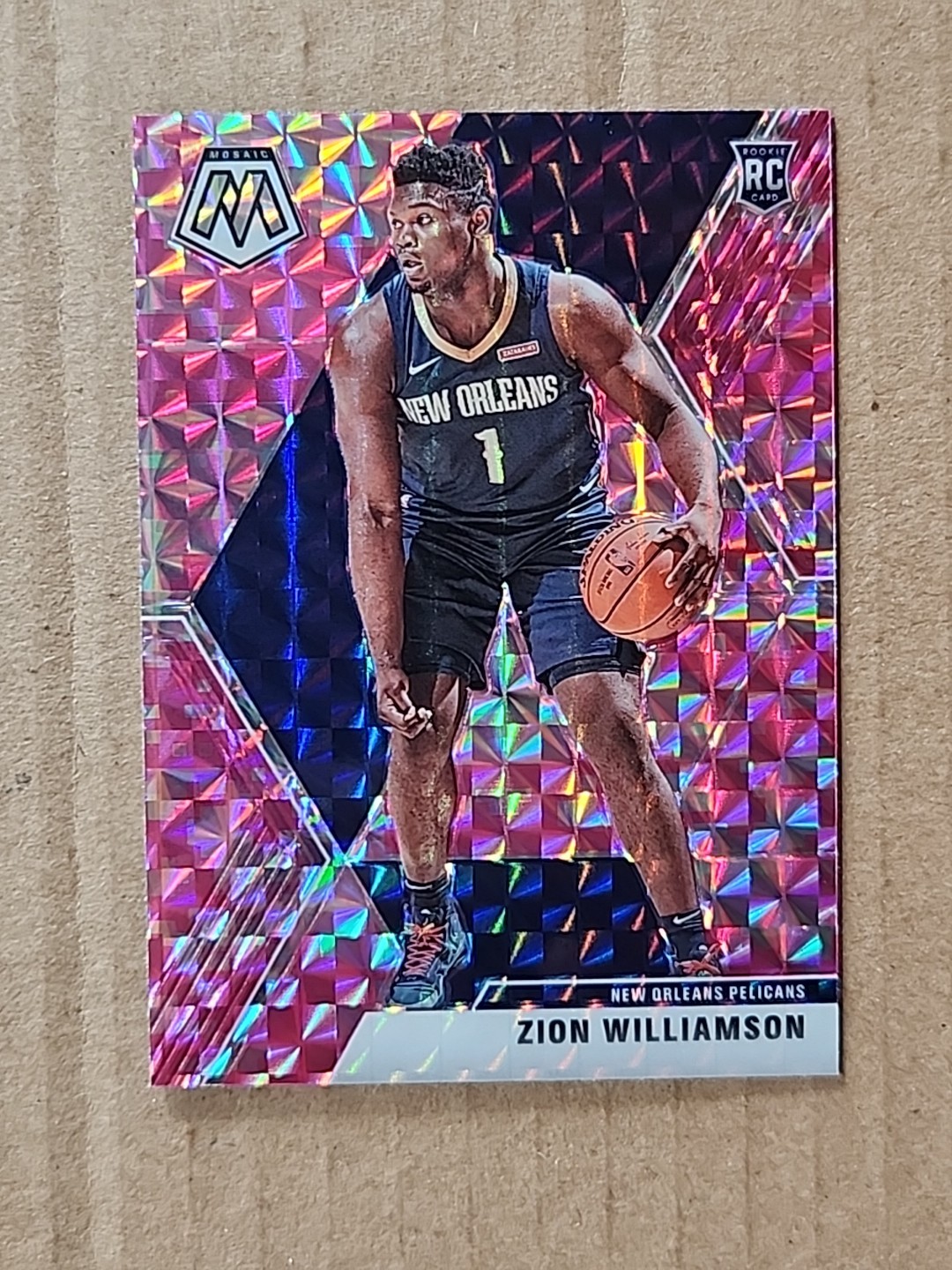 2019-20 Panini Mosaic - Zion Williamson Rookie Card #209 Pink Camo Prizm RC