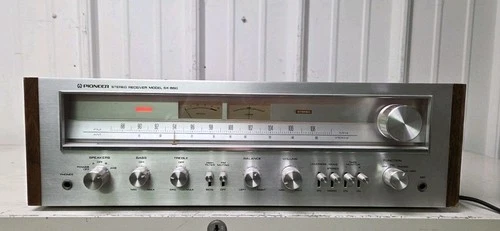 Vintage Pioneer SX-650 Vintage AM/FM Silver Face Stereo Receiver Works Great!