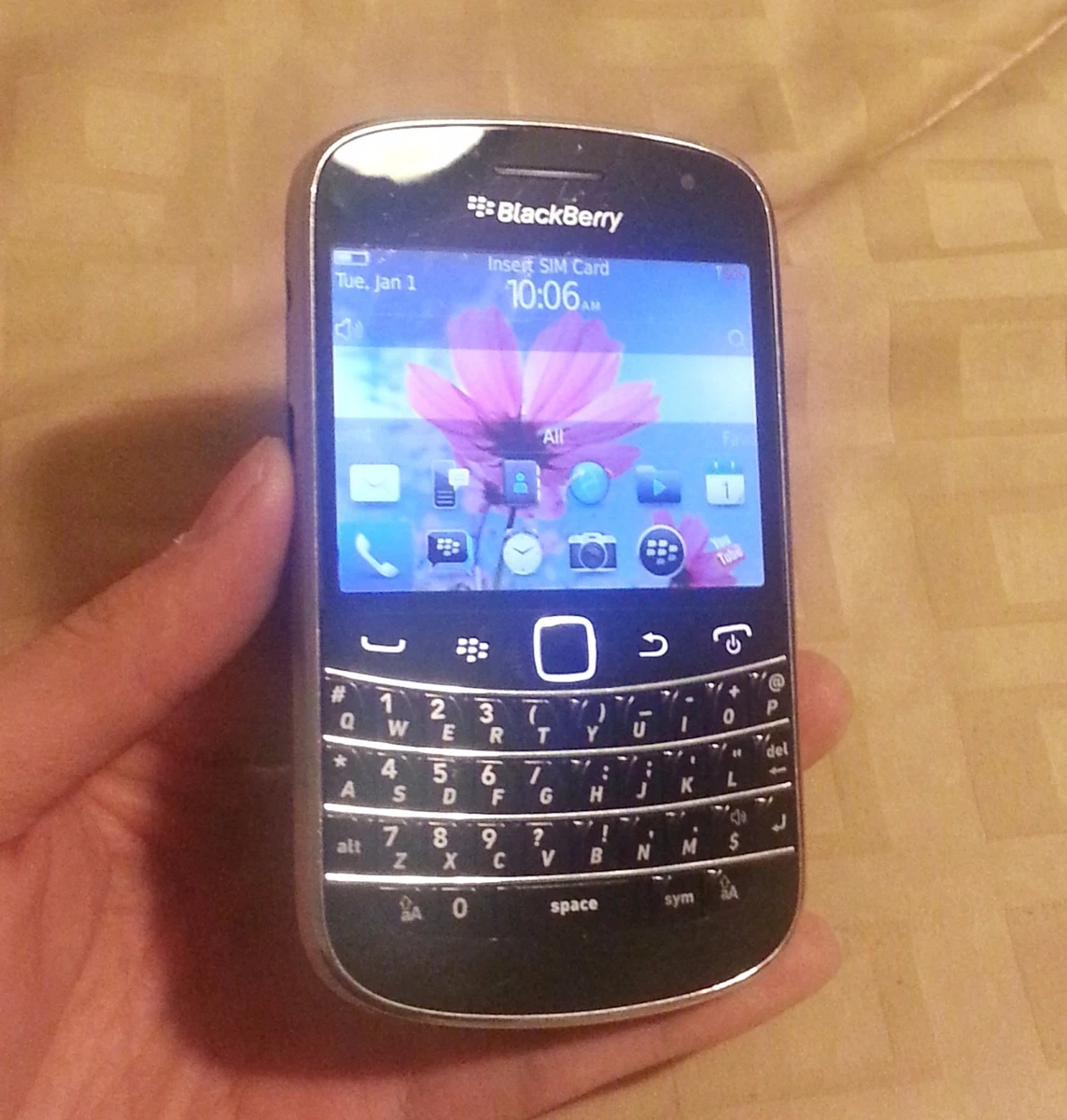 BlackBerry Bold 9900 8 GB Android Cell Phones & Smartphones for