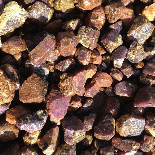 Rubí Corindón - Alto Grado - Rocas ásperas para caer - Venta al por mayor Piedra Cristal - Imagen 8 de 40