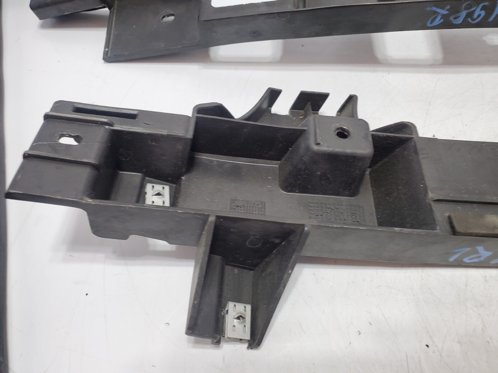✅ 03-12 OEM Bentley Continental GT Rear Left Right Center Bumper Bracket SET