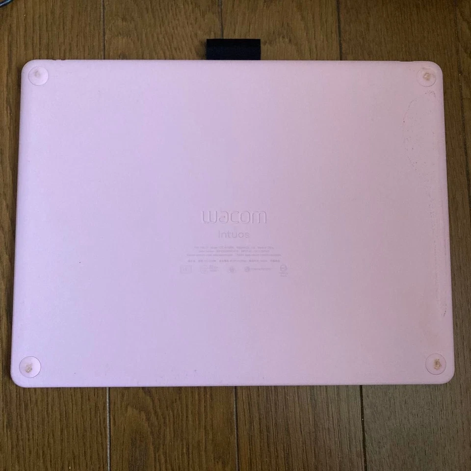 Wacom CTL-6100WL/P0 Intuos Medium Wireless Berry Pink - Image 3 of 4
