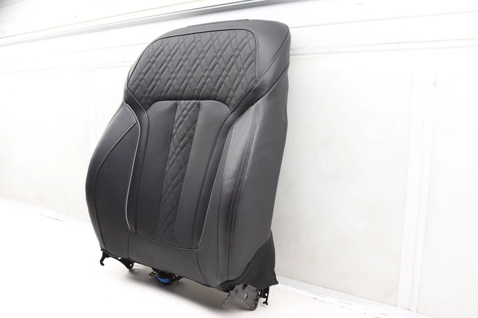 BMW M760I XDRIVE - Conjunto de cojín de respaldo de asiento superior delantero derecho (cuero) Foto 3 de 4