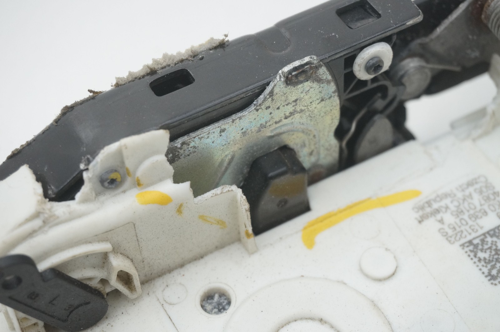 Rear Left Door Latch Lock Actuator 4K0839015S OEM Lamborghini Urus 2019-24 *Note