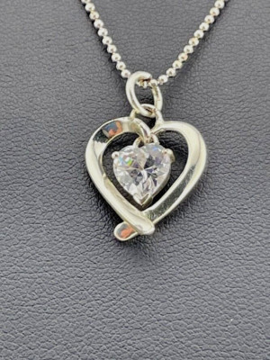 LA 925 STERLING SILVER FLOATING CZ HEART MOTHER INSCRIPTION NECKLACE 18'' 260