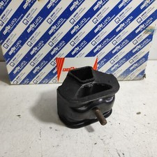 Support moteur Fiat 131