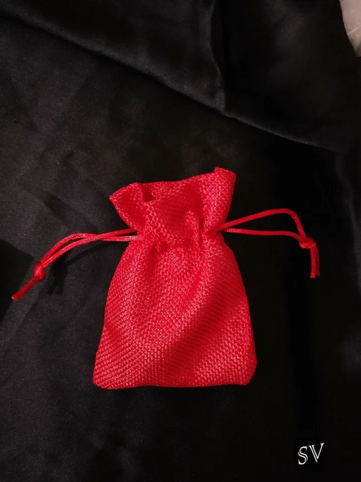 Mini colgante de metal macizo fino personalizado enchapado en oro amarillo plateado para hombre Foto 4 de 4