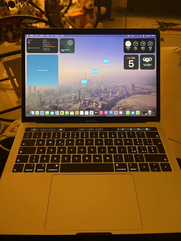 Apple MacBook Pro 13" · i5 8th gen 3.9 GHz · 8GB · 128GB, foto 1 di 5