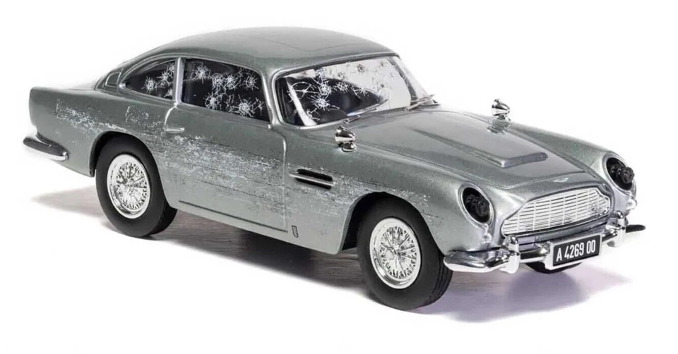 Corgi James Bond "No Time To Die" Aston Martin DB5 1:36 Die-Cast Car CC04314 - Image 3 of 4