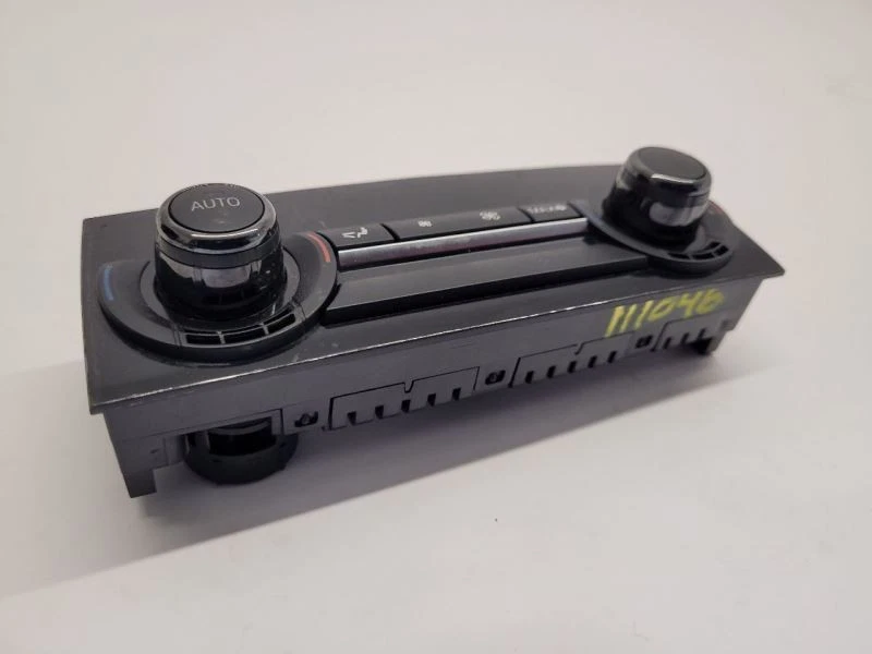 BMW 750LI 2009-2015 control de temperatura trasero Foto 2 de 4