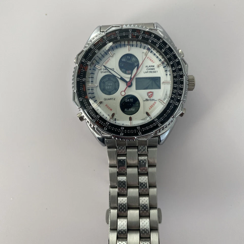 Reloj deportivo Shark DS012S movimiento de precisión resistente al agua (ver descripción) Foto 2 de 4