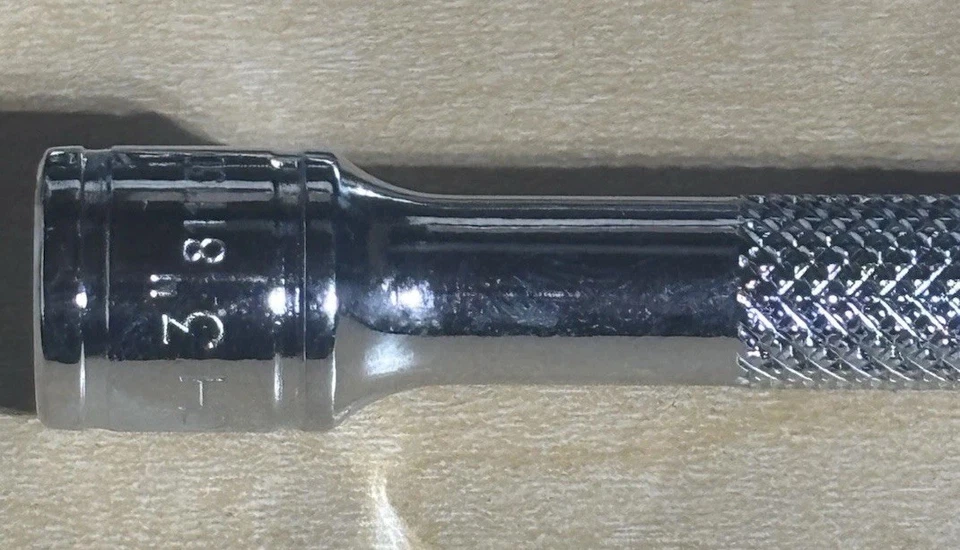 1/4” Gear Wrench Ratchet + 3” Extension Foto 3 de 3