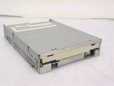Dell 3.5 inch Internal Floppy Drive - Teac 19307783-84 88672