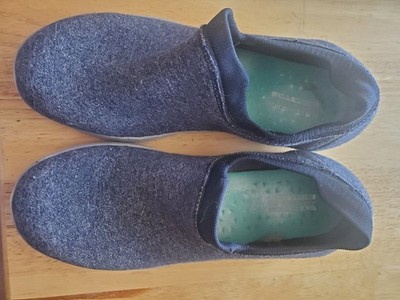 Dark Blue Sketchers Slip-ons Goga Mat Shoes Women's Size 7.5
