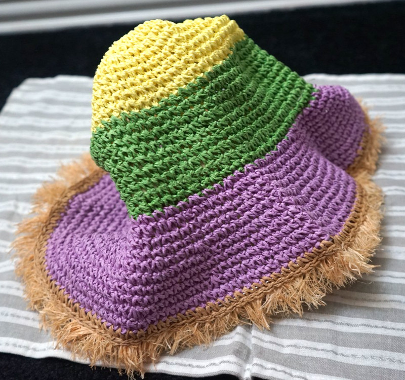 2 women's bucket hats osfm gray and multi color nnt