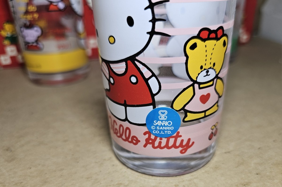 Hello Kitty 1991 Sanrio Set of 5 Glass Tumblers in Original Box 4