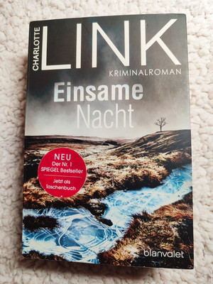 Charlotte Link - Einsame Nacht - Krimi Taschenbuch  2023 - Sehr Gut