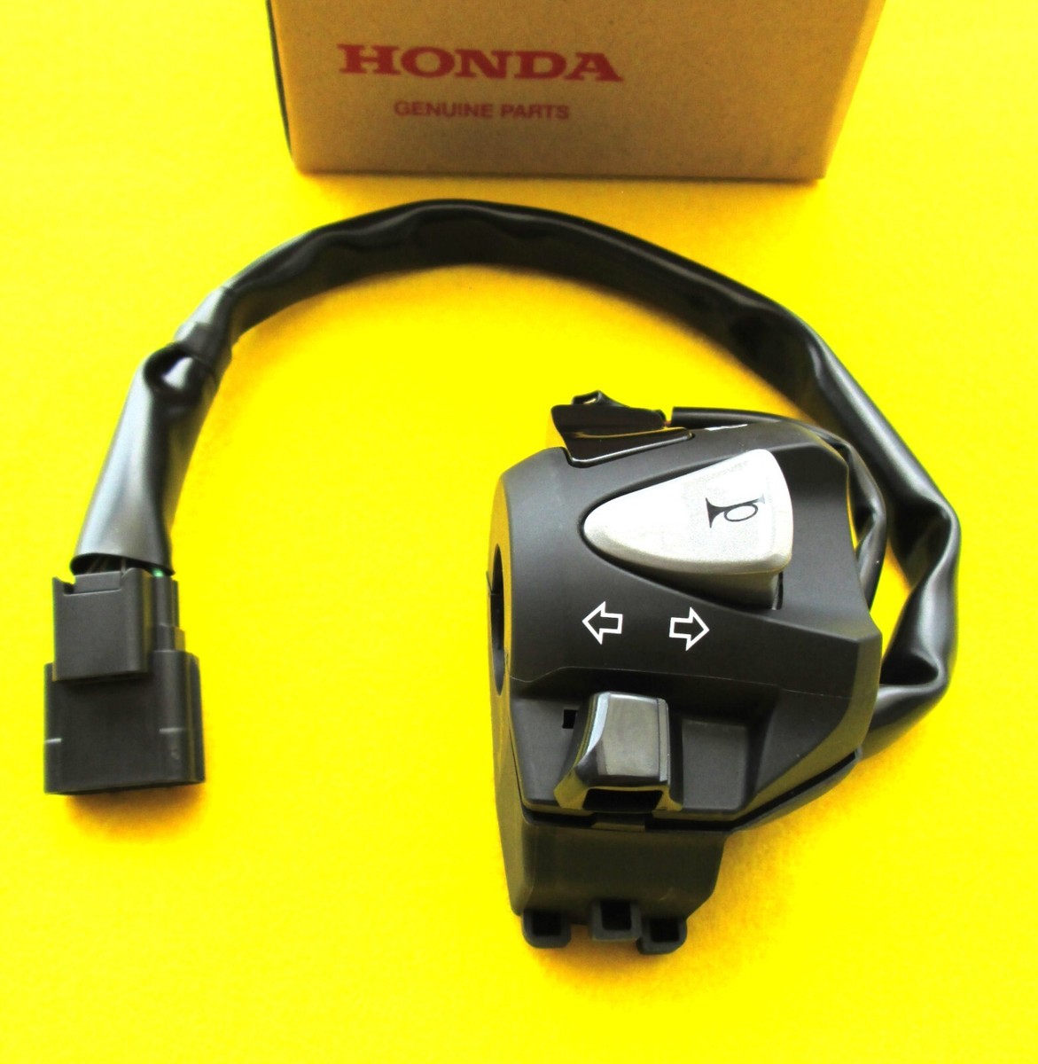 Honda Z125 MONKEY Horn + Indicator Switch 2018 - 2025 PART: 35200