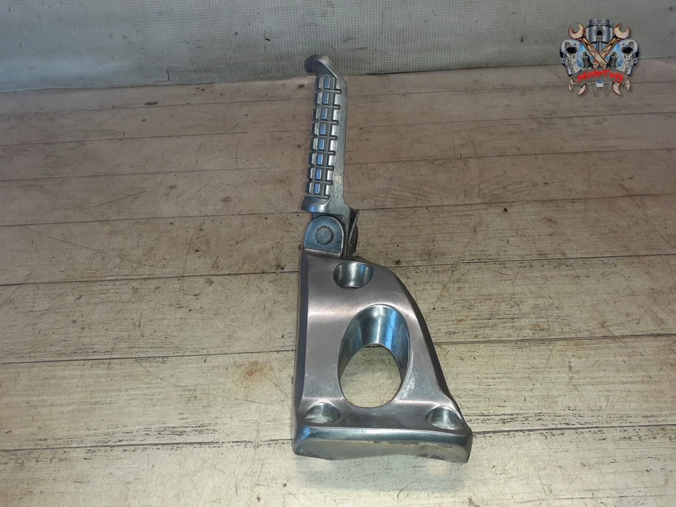 SUPPORT CALE PIED ARRIERE GAUCHE KAWASAKI 1100 ZRX de 1998 à 2000 - réf : 117 - Photo 3/4