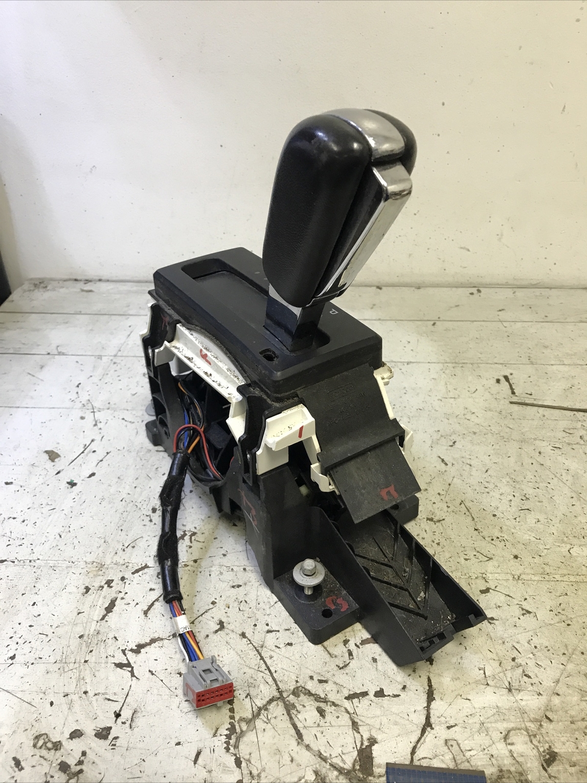 20092014 Ford F150 Automatic Floor Gear Shifter 9L3P7E034AAW OEM f