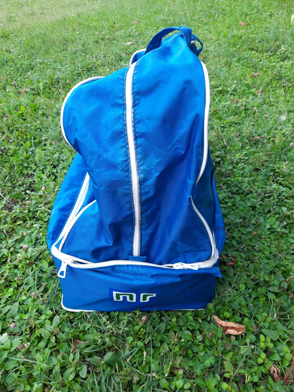 Foto 2 di 12