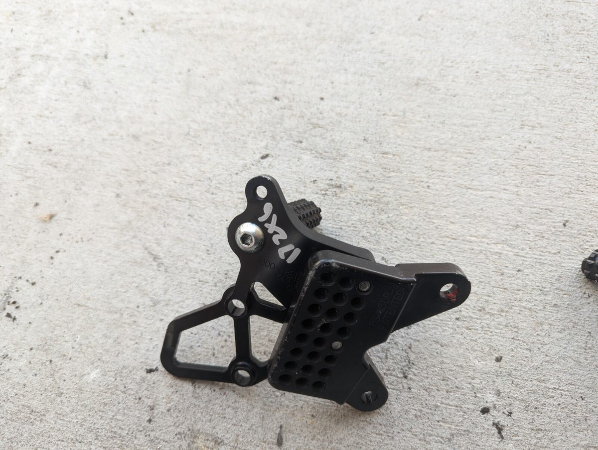 2013-2022 Kawasaki ZX6R ZX636 Vortex V2 Rearsets Foot Pegs 2013-2022 Kawasaki ZX6R ZX636 Vortex V2 Rearsets Foot Pegs