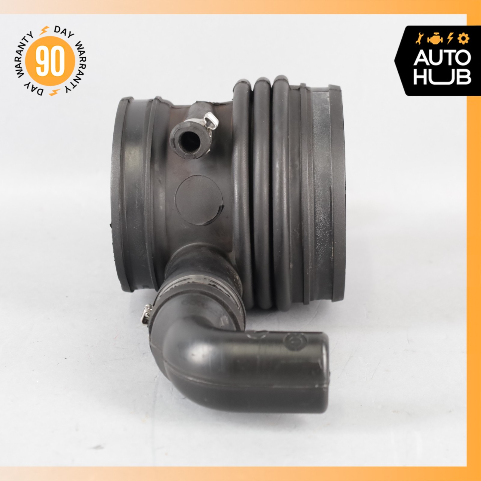 04-19 Maserati GranTurismo Quattroporte F136 Air Intake Duct Hose 215889 OEM