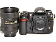 Nikon D300  AF-S 18-200VR Lens kit 981684