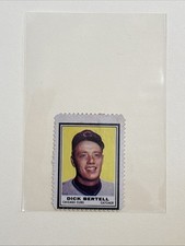Dick Bertell Chicago Cubs 1962 Topps Baseball Stamp